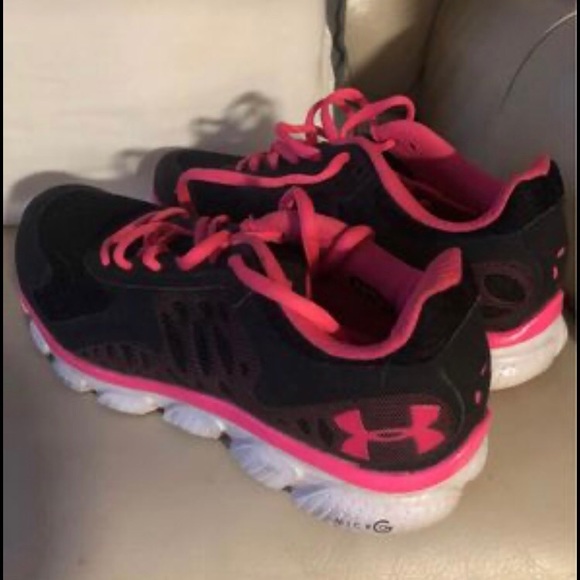 Under Armour Running Shoes - Picture 2 of 3